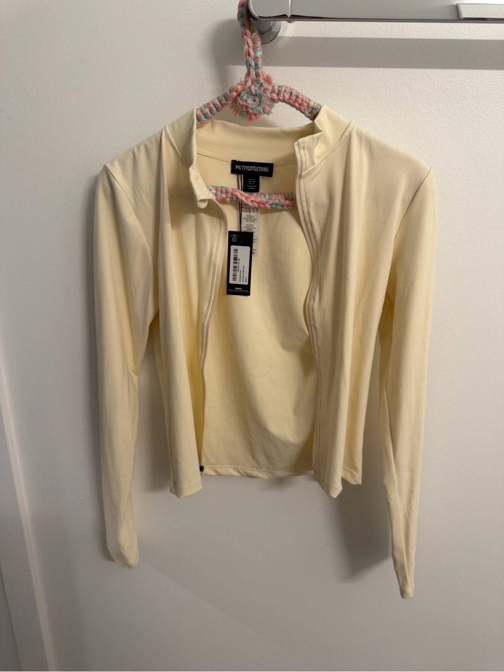 PrettyLittleThing Cream Zip-Up Long Sleeve Top